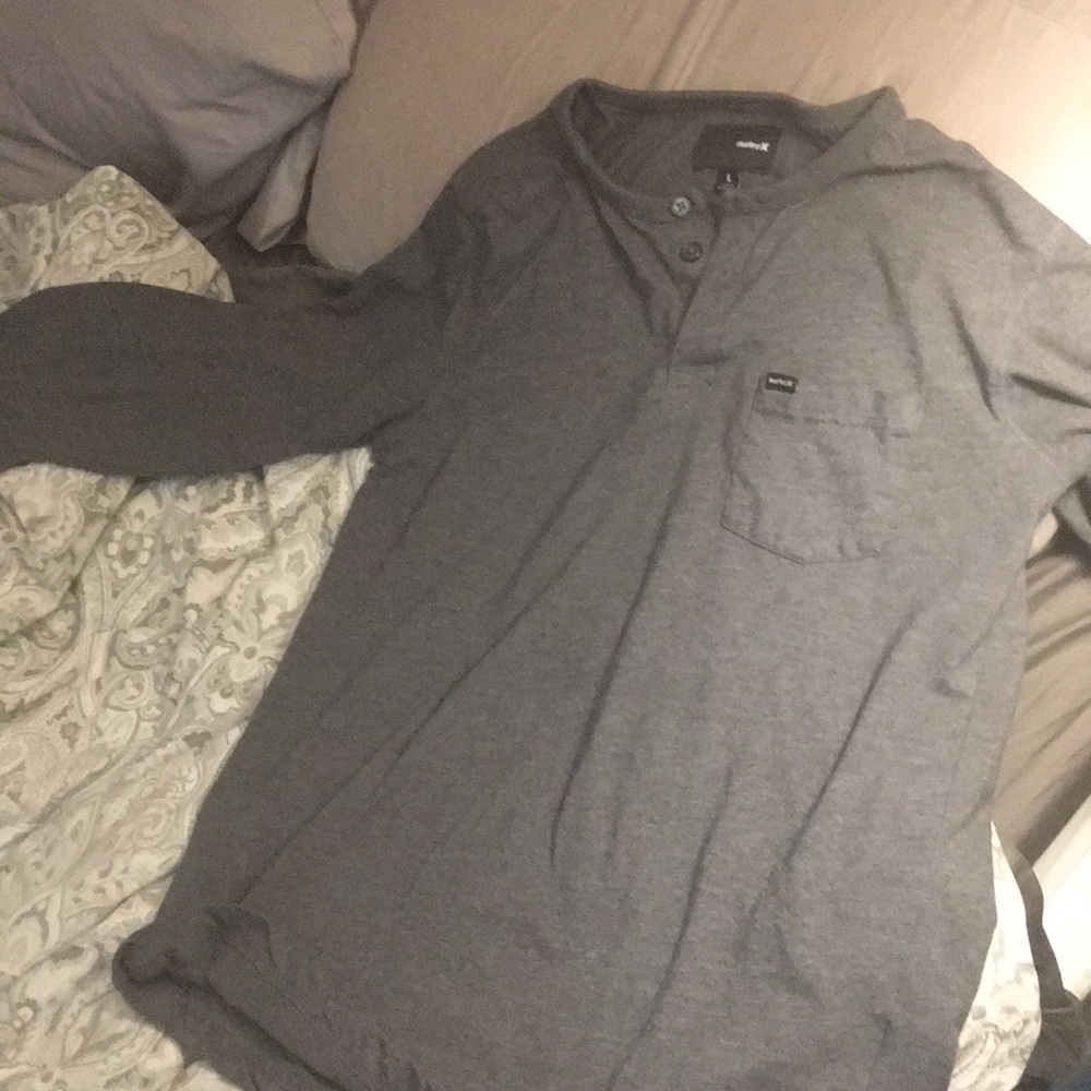 Hurley 3 button long sleeve pocket Henley gray L